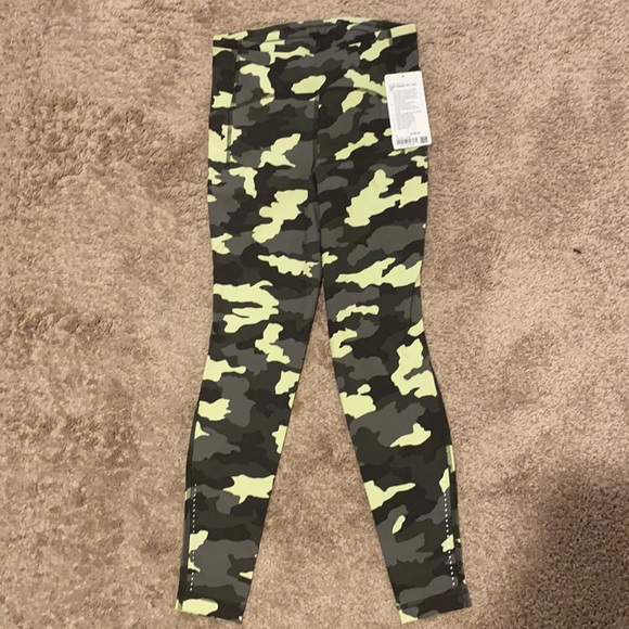 NWT Camo Swift Speed HR Tight 28” - Picture 1 of 4